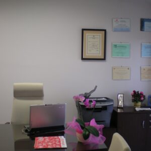 175016_106825396065010_92268_o